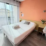 Bains Sarrailh Hotel 2*