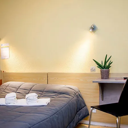 Bains Sarrailh Hotell 3*