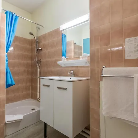 Bains Sarrailh Hotell 3*