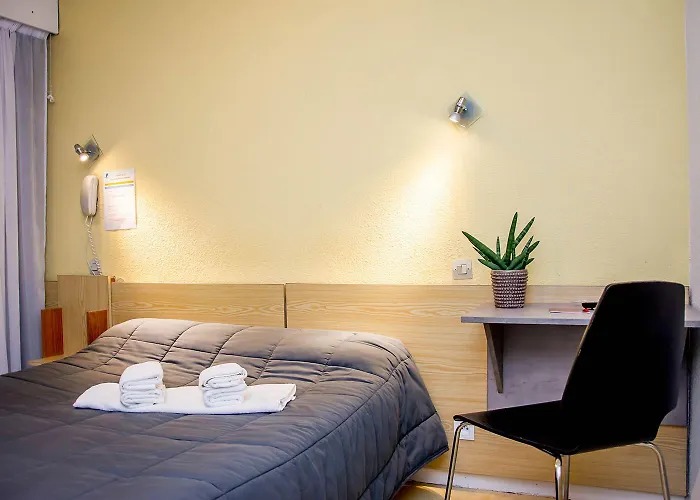 Bains Sarrailh Hotel 2*