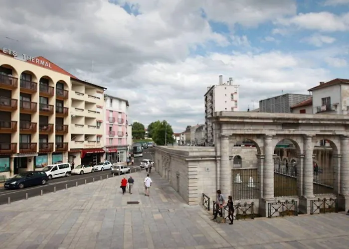 Bains Sarrailh 2* Dax